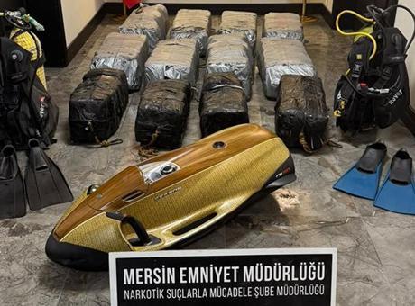 Mersin Limanı’nda operasyon! Gemiden 350 kilo kokain çıktı